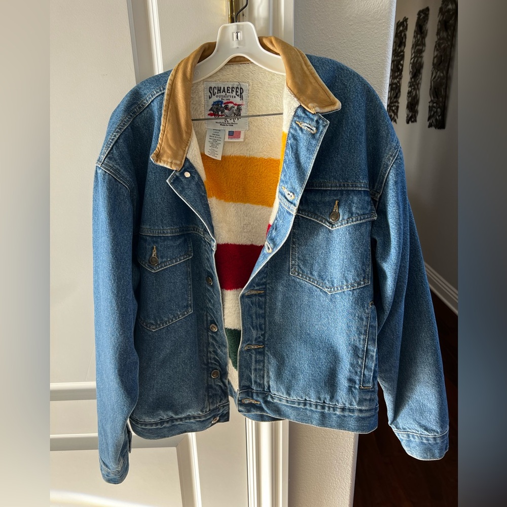 EUC Men’s Large Schaefer Outfitter Denim Jacket - Picture 3 of 16
